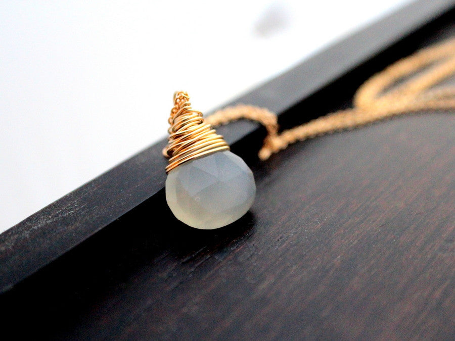 Moonshadow Necklace - Gold