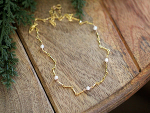 Scalloped Pearl Choker