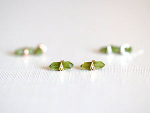 Crest Studs - Peridot