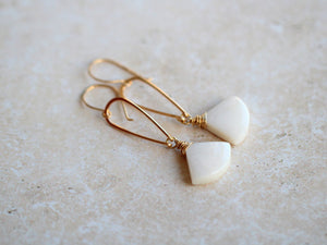 Bombay Earrings - Mother of Pearl
