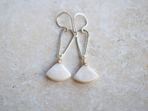 Bombay Earrings - Mother of Pearl