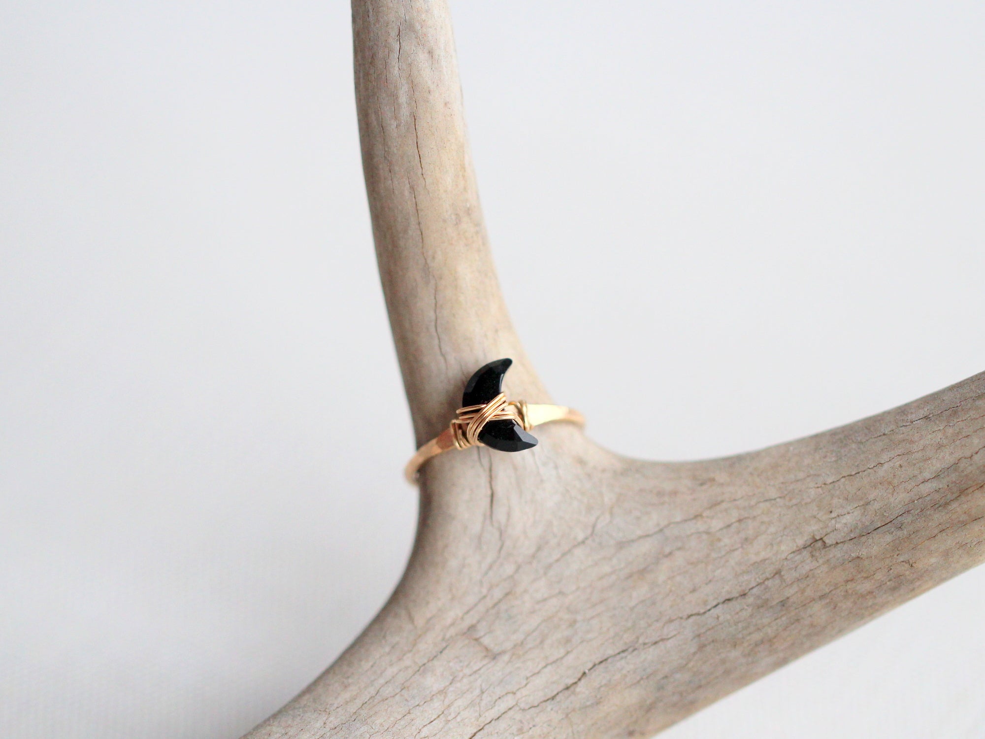 Mini Moonbeam Ring - Black Agate