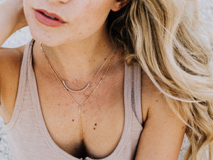 Scalloped Bar Lariat Necklace