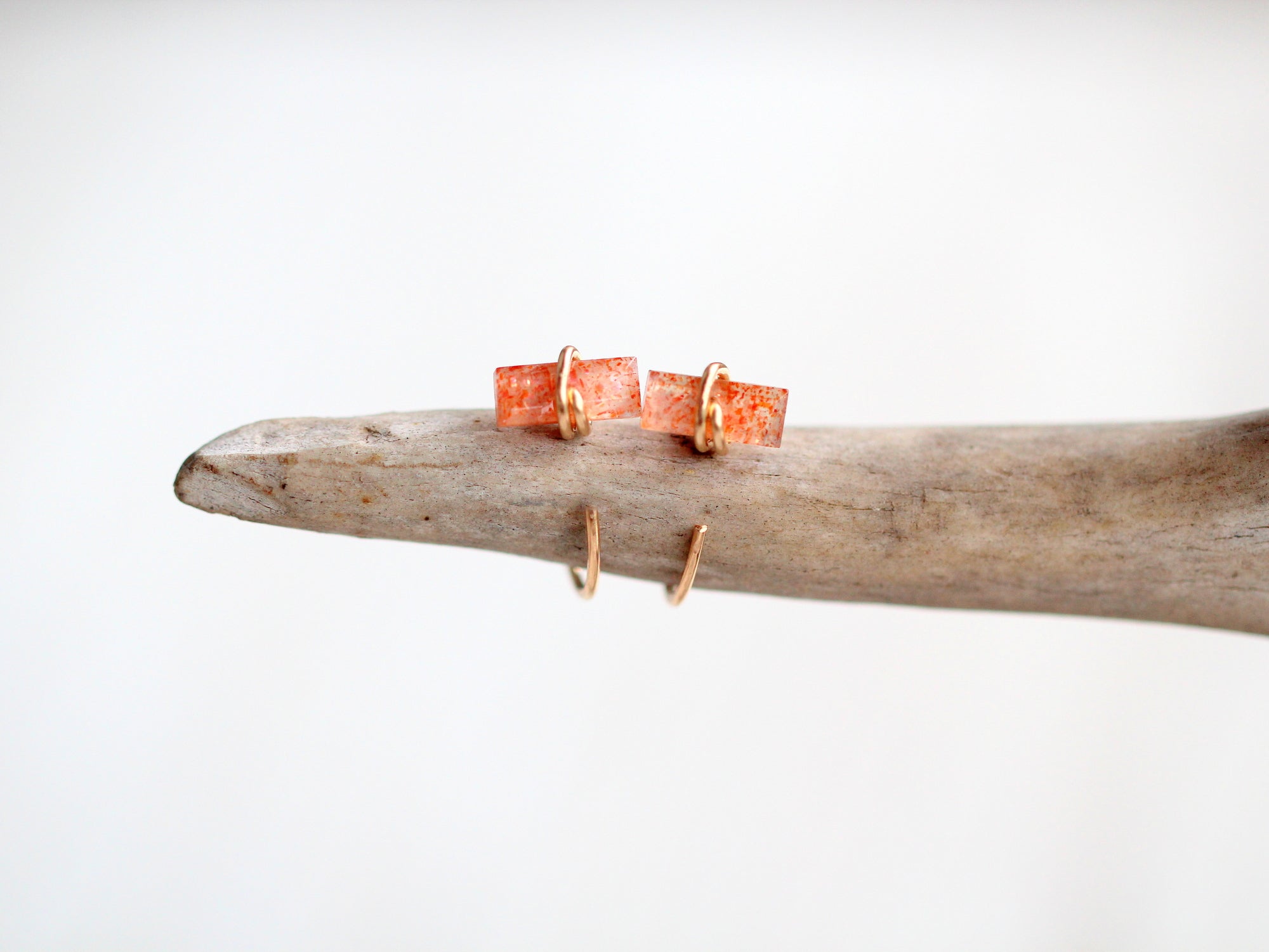 Sunstone Hug Hoops