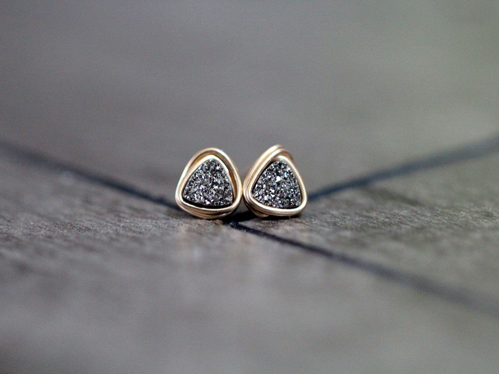 Micro Triangle Studs - Platinum