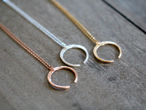 Tilt Necklace