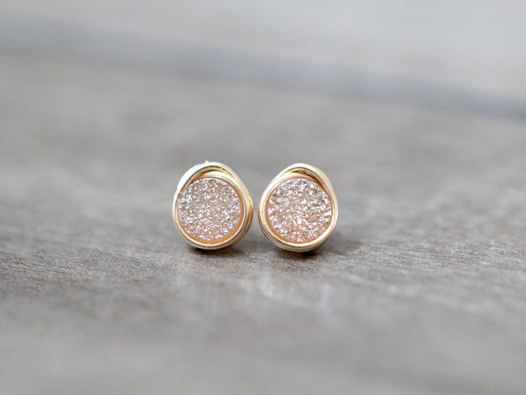 Micro Studs - Champagne