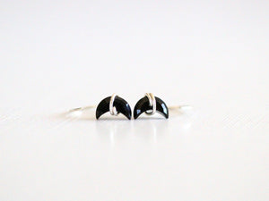 Moonbeam Hug Hoops - Black Agate