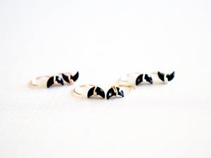 Moonbeam Hug Hoops - Black Agate