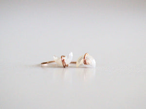 Moonbeam Hug Hoops - Mother of Pearl