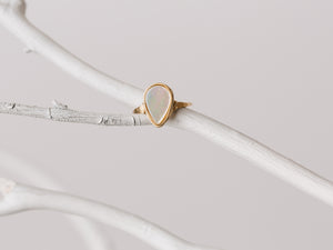 Mother of Pearl Teardrop Ring