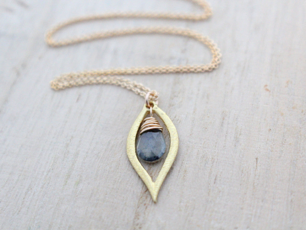 Dew Necklace (Multiple Stones Available)