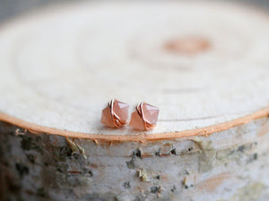 Pike Studs - Peach Moonstone