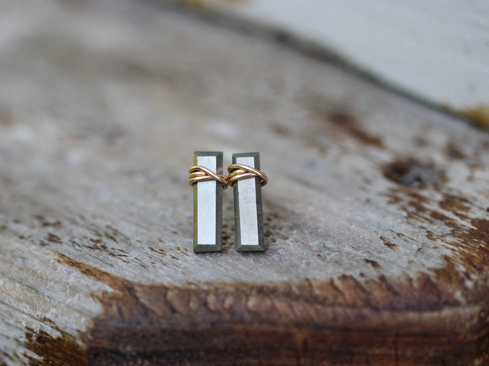 Pyrite Bar Studs