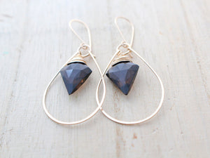 Arrow Hoop Earrings - Smoky Quartz