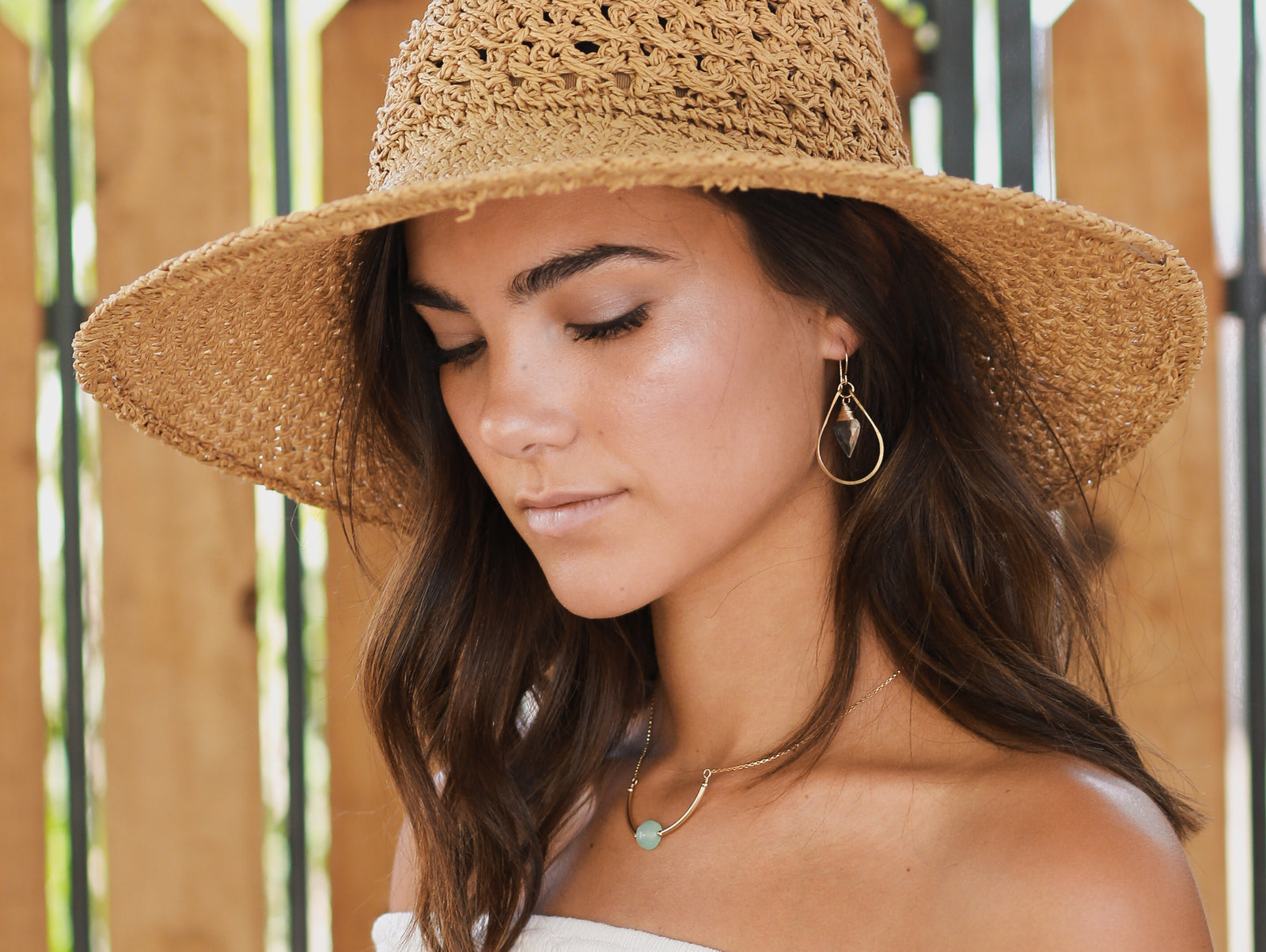 Luna Necklace - Chalcedony